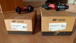 DT swiss náboje _SET , DT 240 straightpull 110/15 a 148/12 , BOOST , 28H, centerlock _ nové