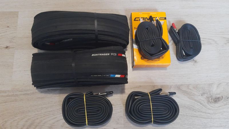 Bontrager R3 Hard-Case Lite + 4x nové duše - různé značky