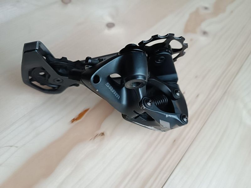 SRAM XO1 Eagle přehazovačka + řazení 