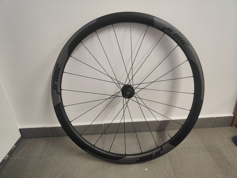 Zapletená kola Prime RR-38 Carbon Clincher Disc Road