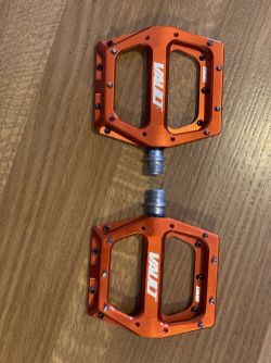 Platformy Dmr Vault pedals