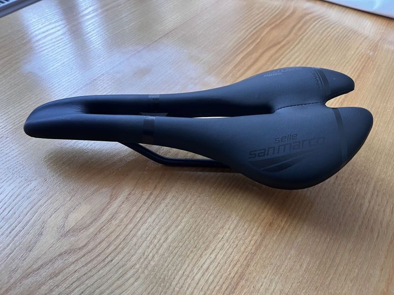 SELLE SAN MARCO - sedlo ASPIDE 130 mm