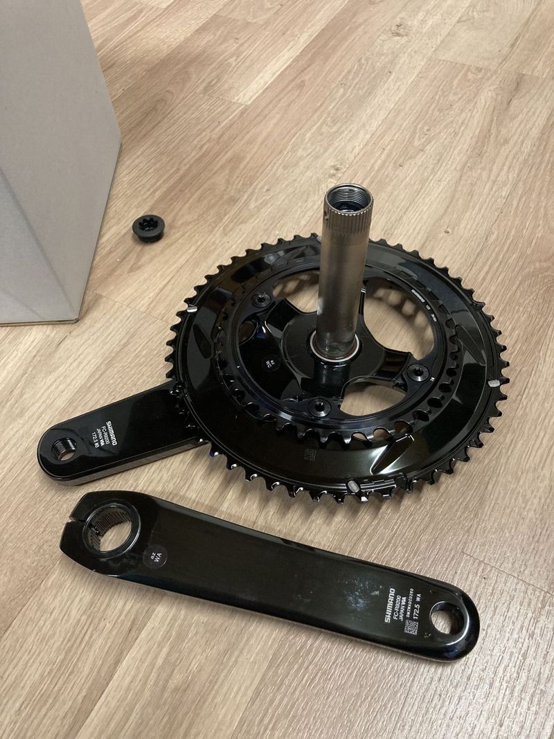 Silniční kliky Shimano Dura Ace R9200 172,5/52-36 zubů