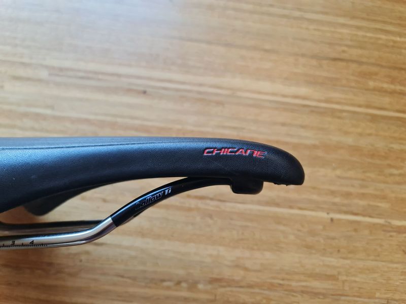 Sedlo Specialized Chicane Expert 155 mm