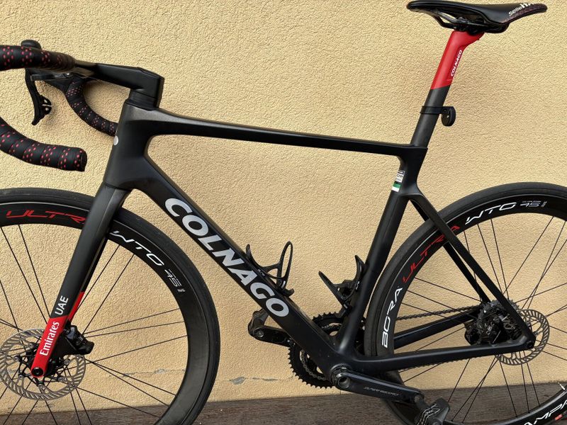 Colnago V4Rs UAE Emirates