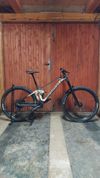 MONDRAKER SUPERFOXY CARBON R 