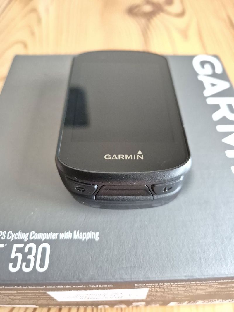 Garmin Edge 530 – skvělý stav + příslušenství