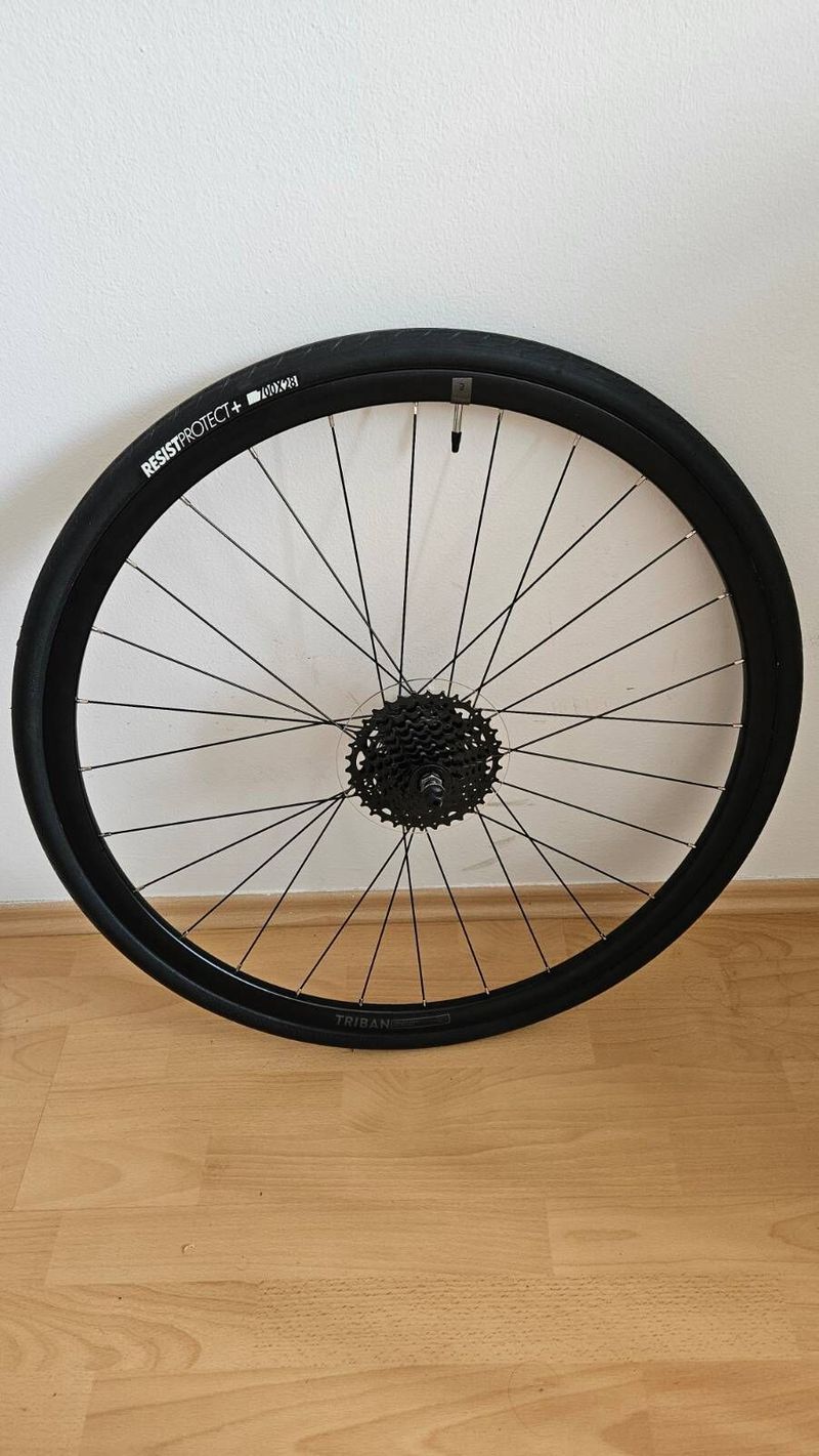 Sada kol Triban Tubeless Ready 28"