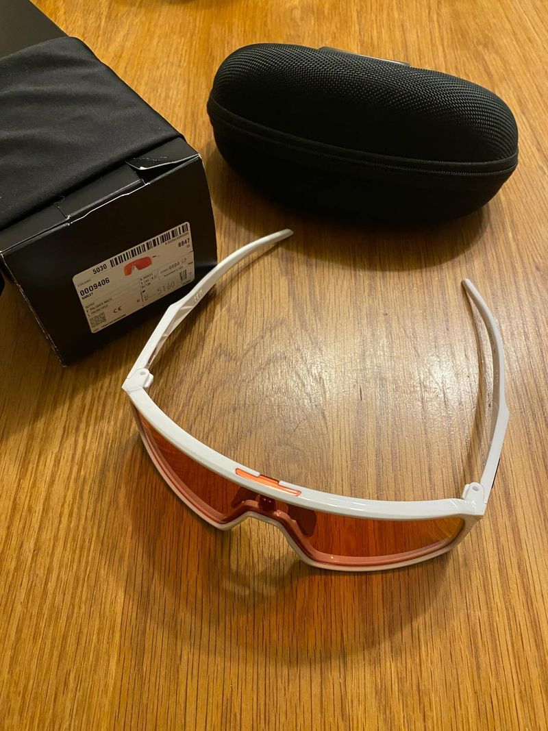 OAKLEY SUTRO PRIZM WHITE