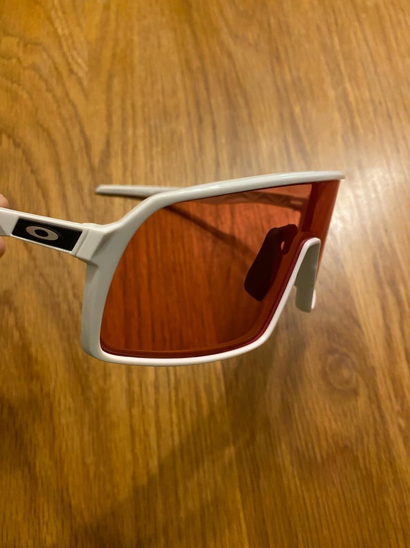 OAKLEY SUTRO PRIZM WHITE