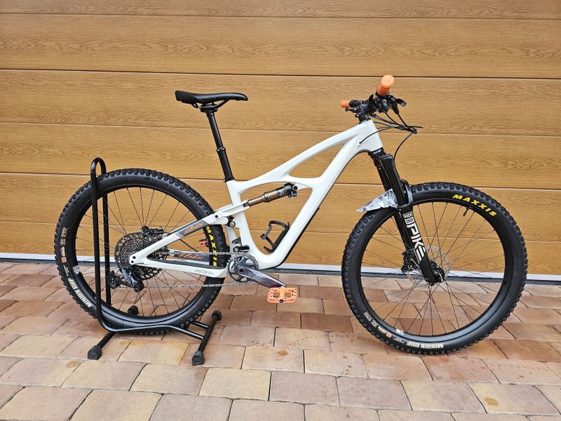 Ibis mojo