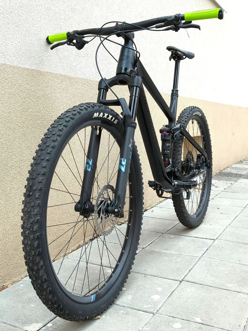 BERGAMONT Contrail PRO, vel. L, full carbon, 29", Shimano SLX, zdvihy 130 mm