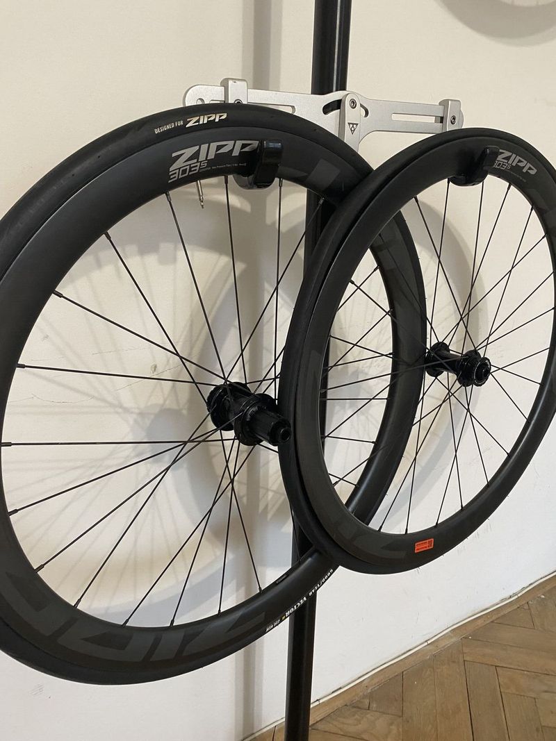 Zapletená kola Zipp 303 S ořech Shimano