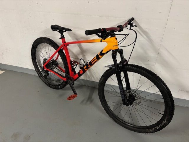 TREK PROCALIBER 9.5