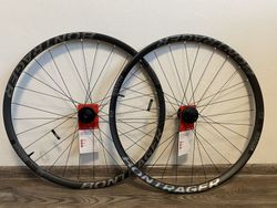 Zcela nová zapletená karbonová kola 29” Bontrager Kovee Elite 23