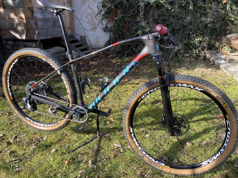 Mondraker Carbon podium RR