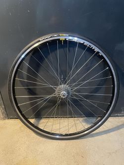 Zadní kolo Mavic, náboj Shimano 105