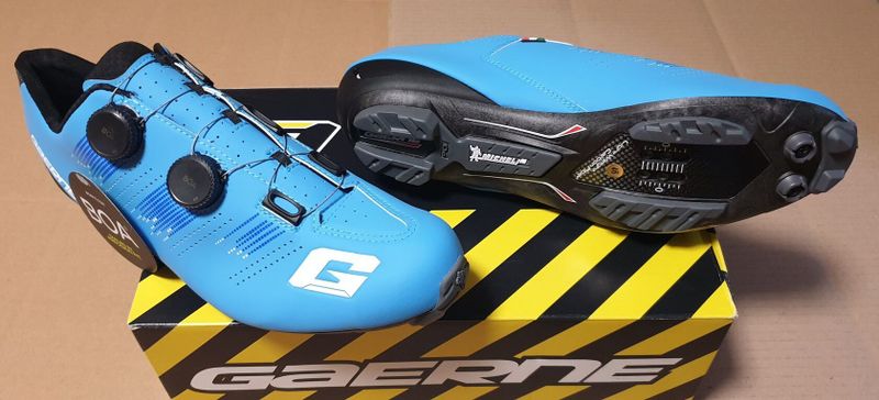 mtb tretry GAERNE Carbon G. Kobra matt light blue - NOVÉ