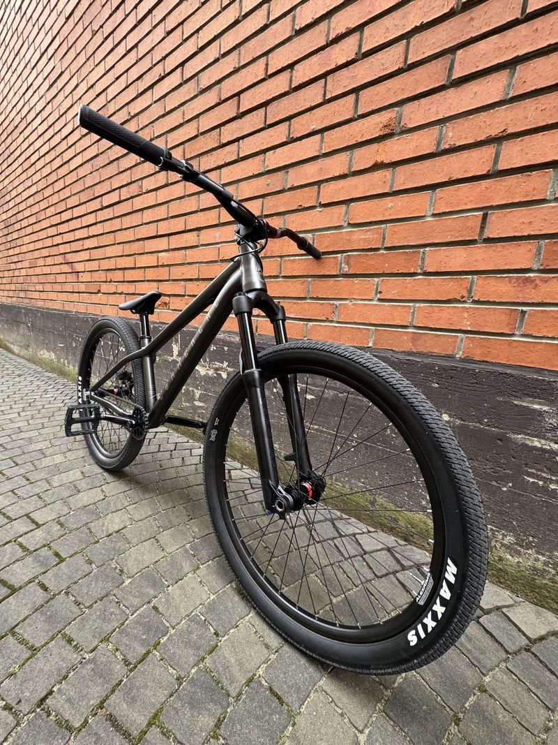 Commencal Absolut vel. M nové