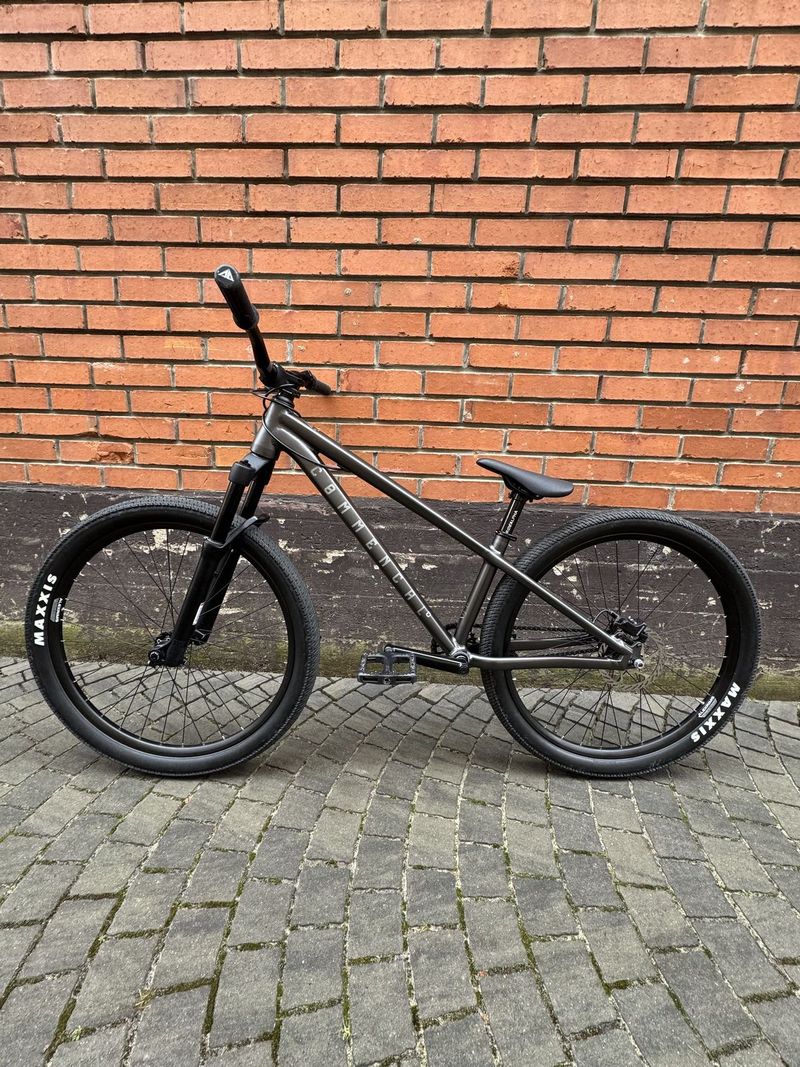 Commencal Absolut vel. M nové