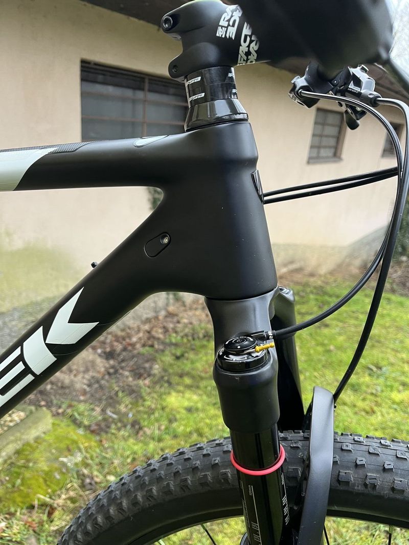 Prodám-Trek Procaliber 9.7 karbon 