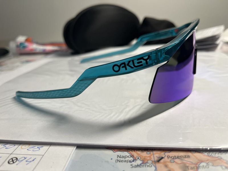 Oakley hydro