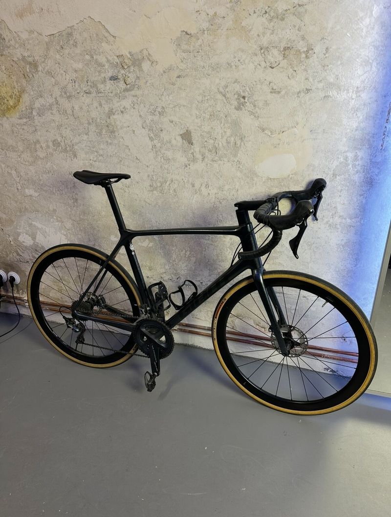 Giant TCR Advanced Pro 1 Disc Black Diamond vel. L - V ZÁRUCE!