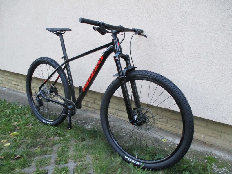 Nové 29" kolo ROZZO BOOST, vzduchová vidlice Suntour Raidon 34, osazení Shimano Deore1x12, pevné osy