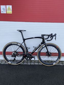 Eddy Merckx 525, Dura-Ace di2 2x12 Powermetr, DT Swiss ARC1100