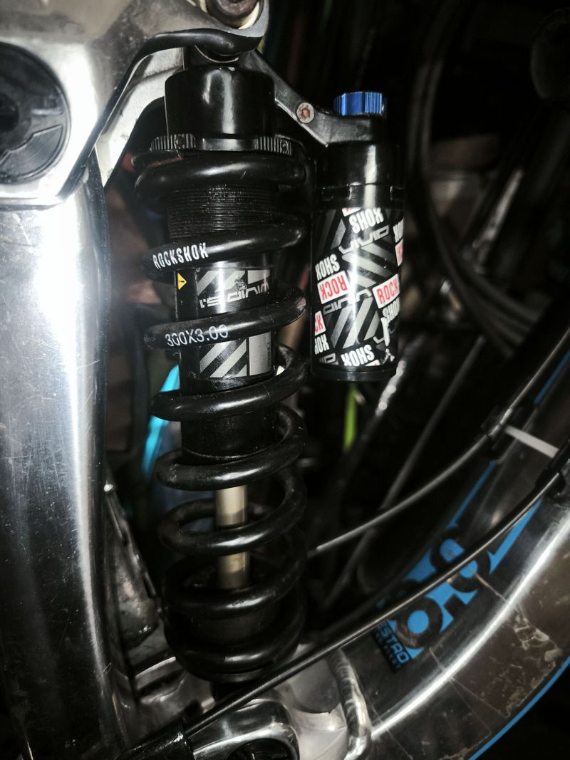 Rock shox 240x76