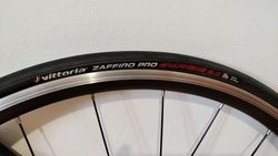 Zapletená silniční kola Shimano RS 100