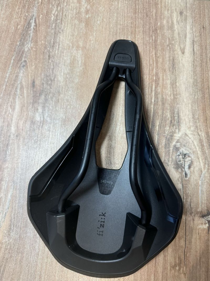 Fizik Vento Argo R1 140mm