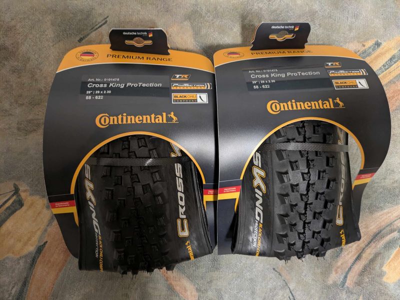 Nové XC/AM pláště 2,3x29 Conti Cross King (Tubeless ready ProTection,Chilli, kevlar patka)