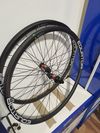 NOVÁ ultra lehká,tuhá a zároveň vysoce odolná karbonová kol Equator Pro / náboje Dt Swiss 240 / 29er