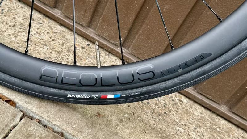 Bontrager Aeolus Elite 35