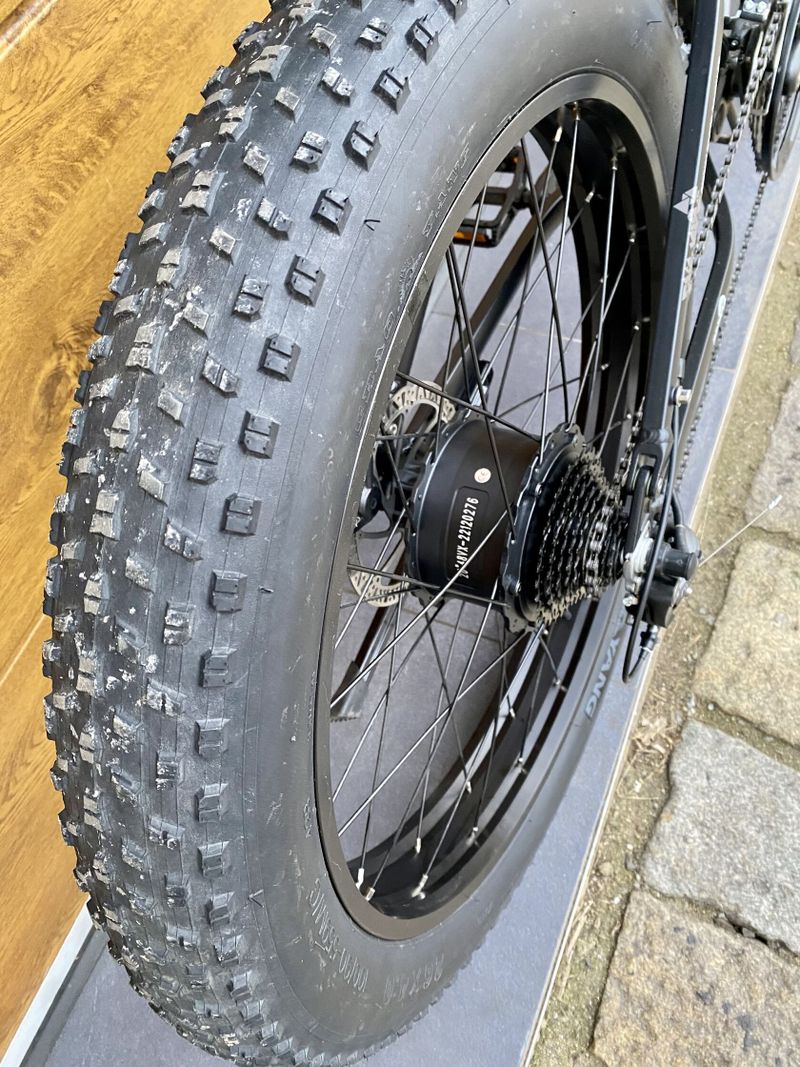 🔥🔥🔥 Skládací ELEKTRO-FATBIKE Bezior X-Plus vel. L, doprava ZDARMA 🔥🔥🔥