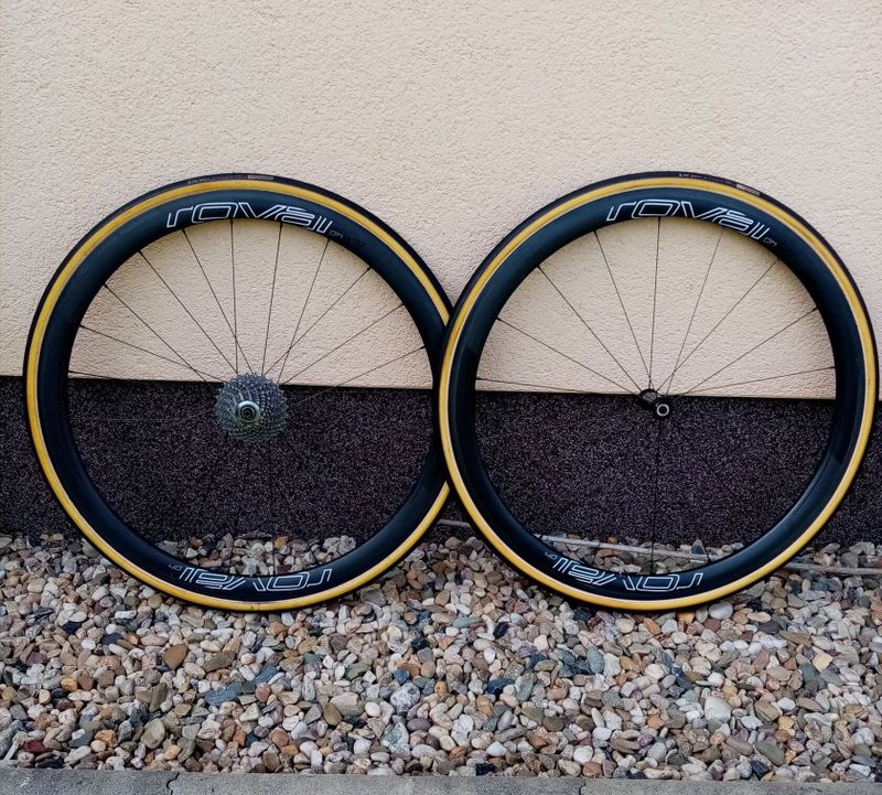 3x Karbon. zapl. silniční kola: Specialized, Cannondale-NOVÁ, ZZYZX 