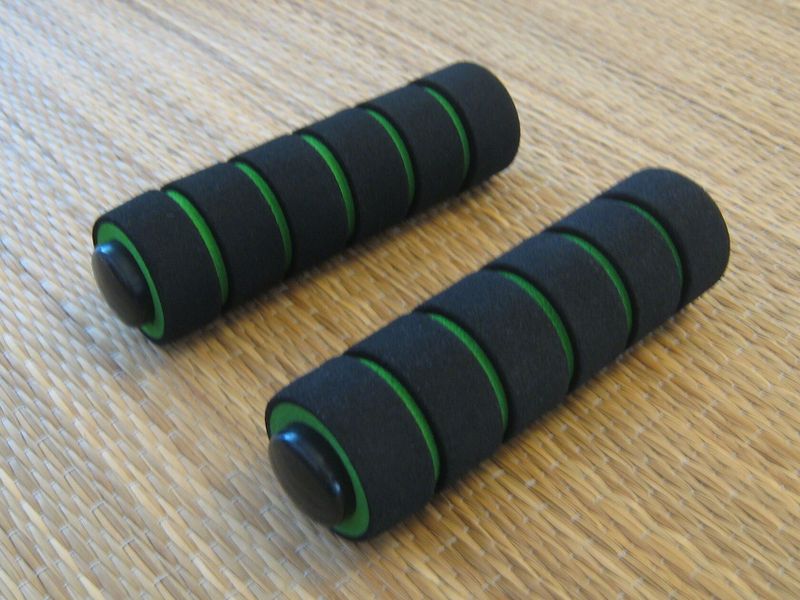 Nové pěnové 2-vrstvé mtb gripy Novatec Foam grips