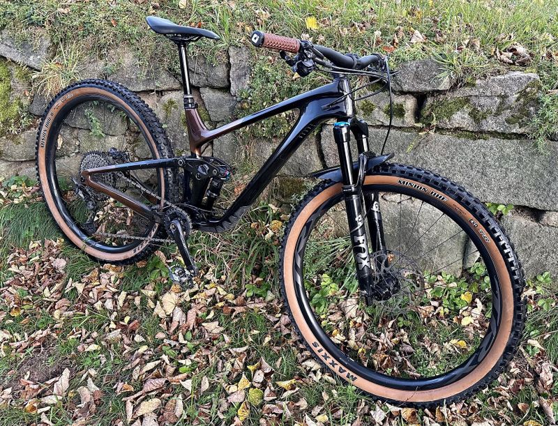 Celoodpružené kolo Giant Trance X Advanced Pro 29" 2 Carbon velikost M