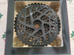 Nová kazeta SRAM X01 XG-1195 10-42z