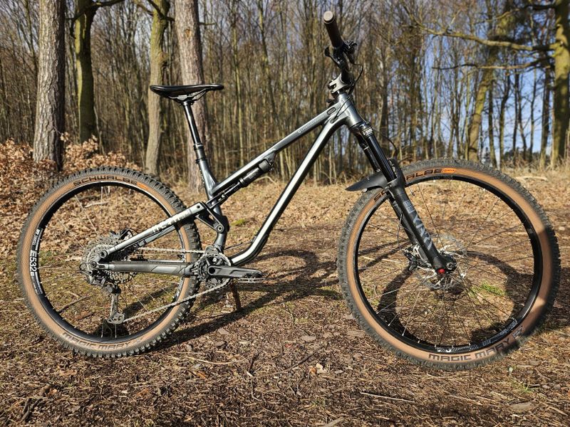 Commencal Meta AM, vel. M