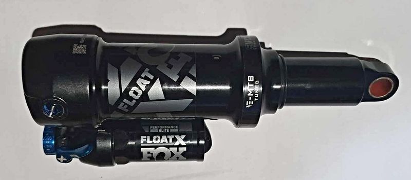 ZADNI TLUMIC FOX FLOAT X PERFORMANCE ELITE, 205X65,NOVY,PUV CENA 10000KC.