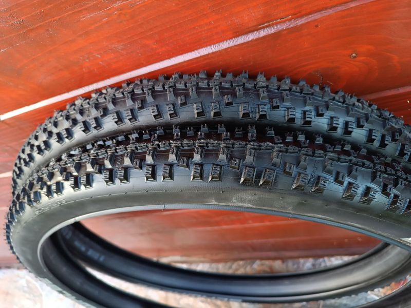 Schwalbe Smart Sam Plus 26"