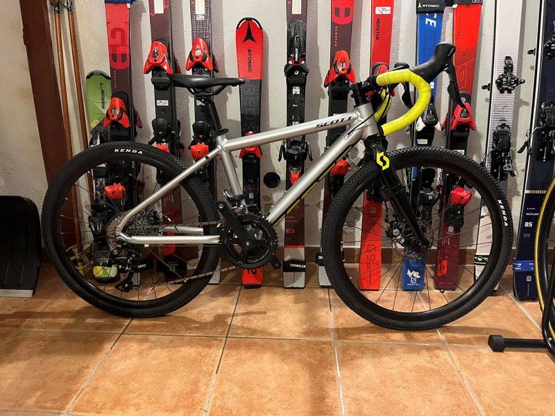 Prodám dětské silniční / gravel kolo SCOTT 400 Jr., kola 24´´