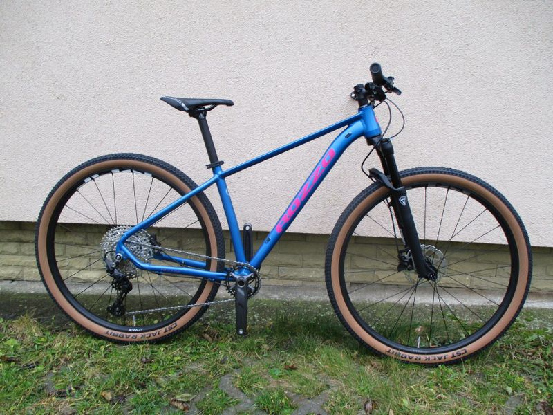 Nové 29" kolo ROZZO Grace, vzduchová vidlice Manitou Markhor, osazení Shimano Deore1x12, pevné osy