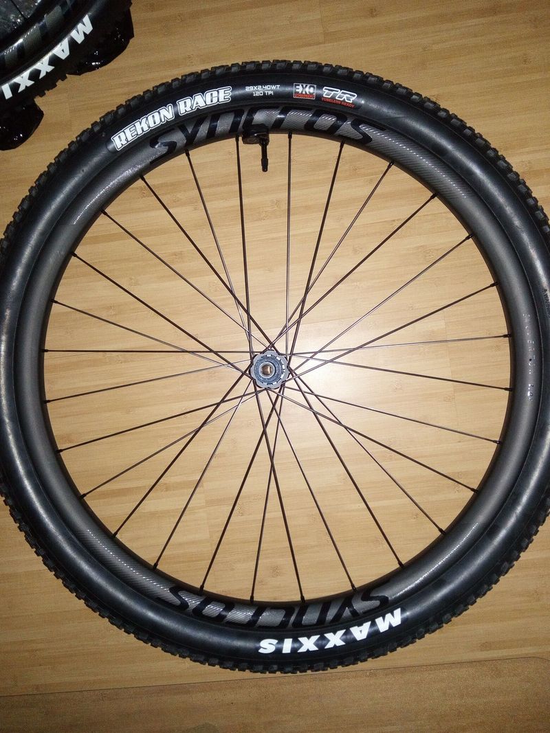 Nová kola Syncros Silverton 1.0S 29er, XD, MOC 50 990 Kč