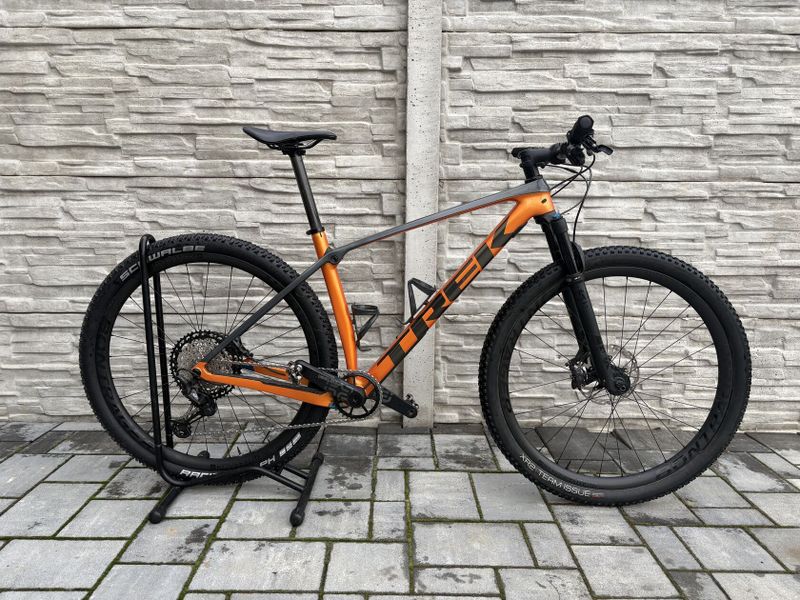 Trek procaliber 9.8. karbonová kola