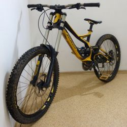 SPECIALIZED Demo 8.1 FSR, r.v. 2011, 26“, velikost M