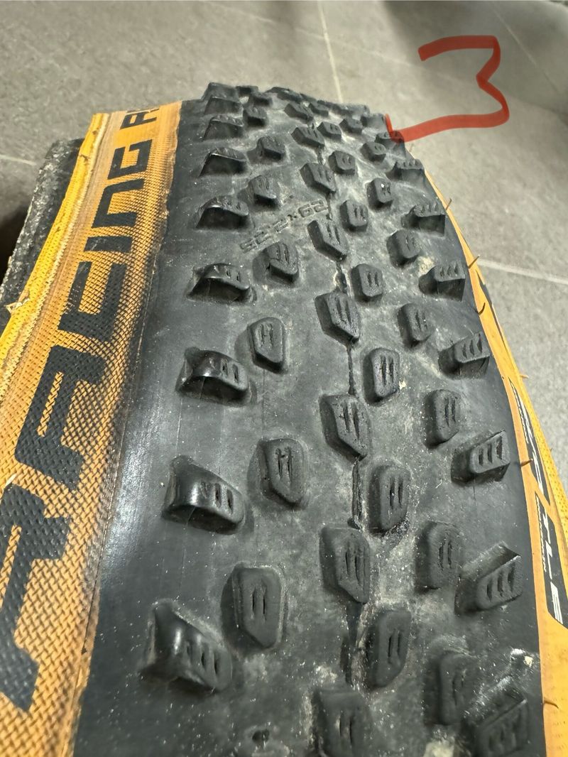 6x pláště Schwalbe Racing Ray, Thunder Burt