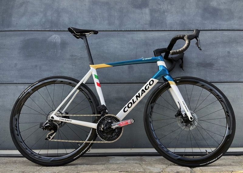 Colnago C68 Disc + Force AXS + Fulcrum Wind 40